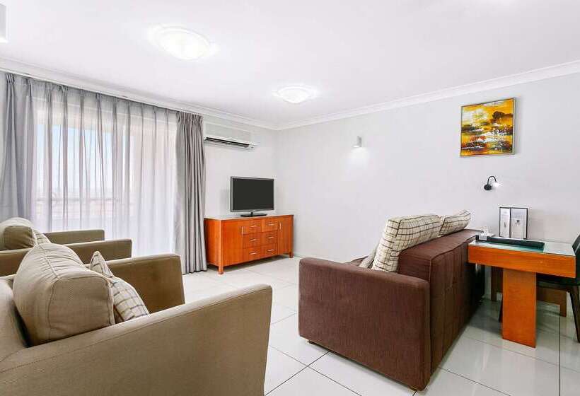 هتل Comfort Inn & Suites Burwood