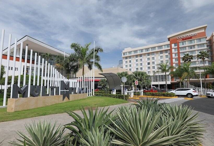 호텔 Courtyard By Marriott Panama Multiplaza Mall
