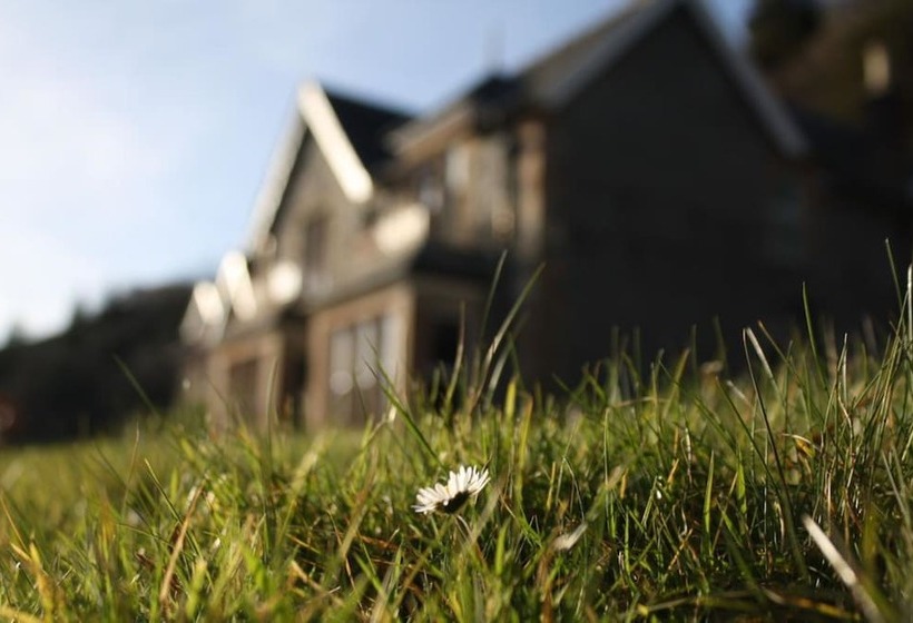 Отель Creag Mhor Lodge