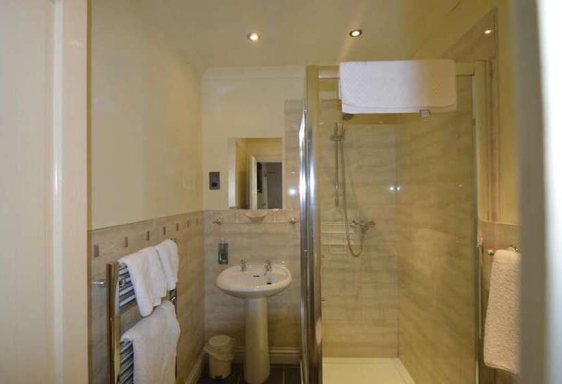 Отель Creag Mhor Lodge