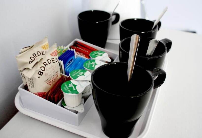 Отель Creag Mhor Lodge