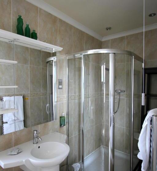 Отель Creag Mhor Lodge