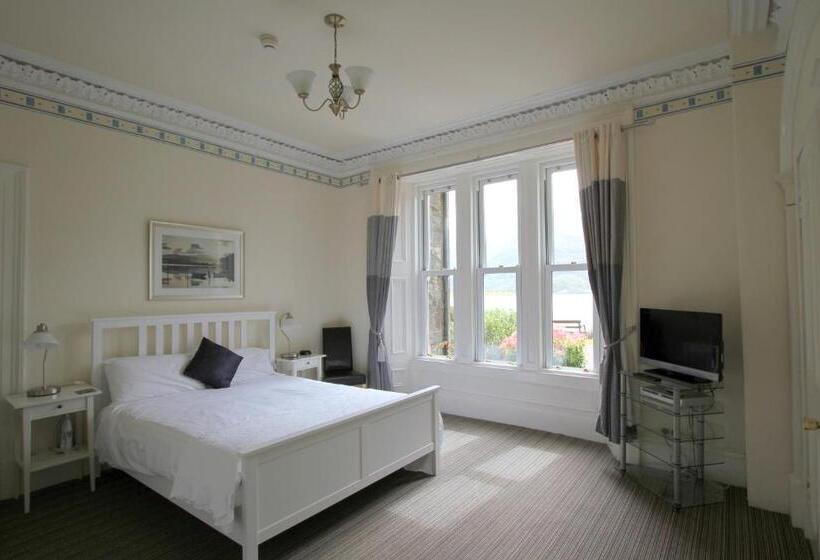 Отель Creag Mhor Lodge