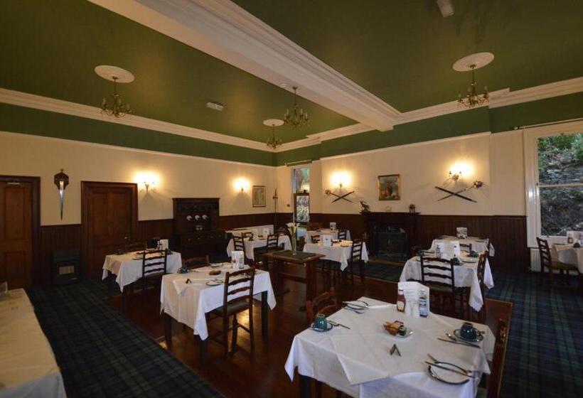 Отель Creag Mhor Lodge