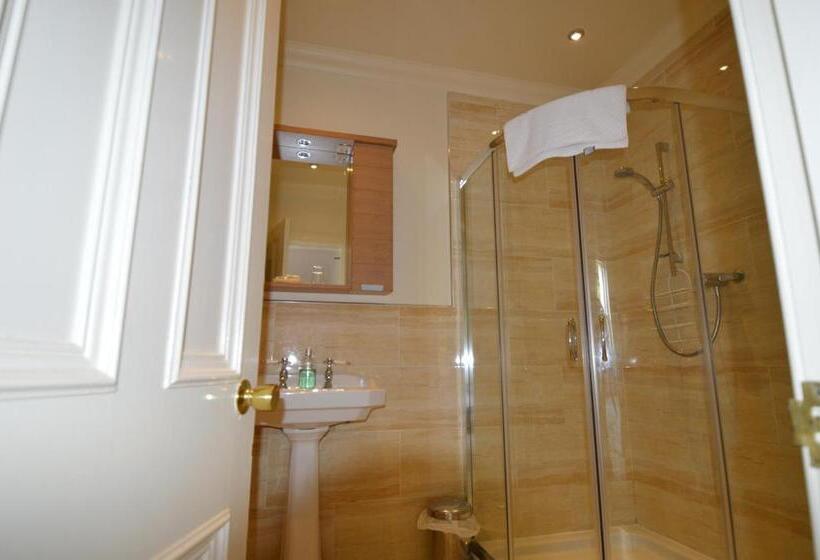 Отель Creag Mhor Lodge