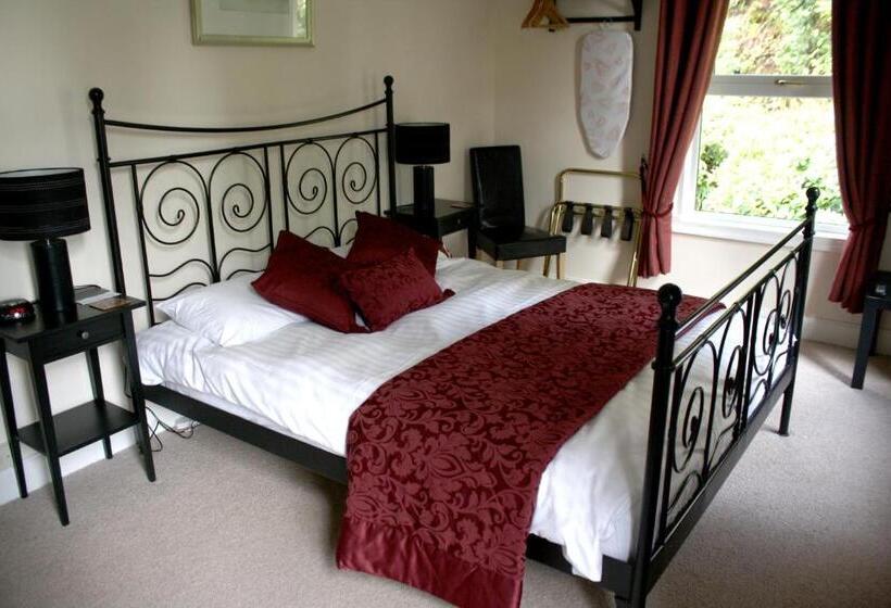 Отель Creag Mhor Lodge