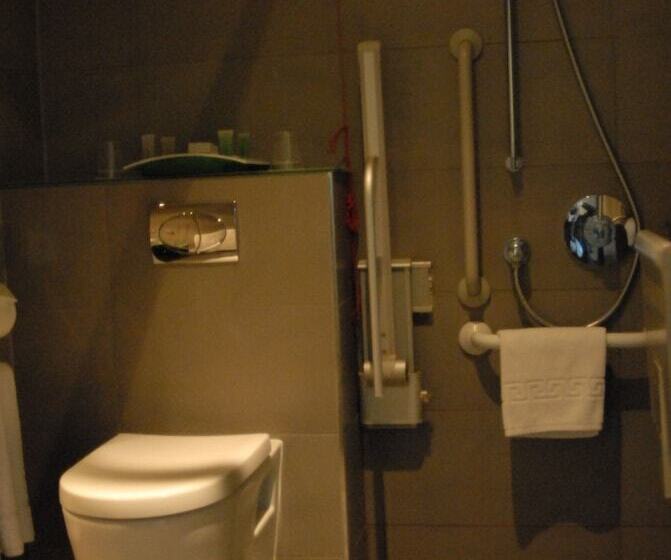 호텔 Crowne Plaza London   Kingston By Ihg