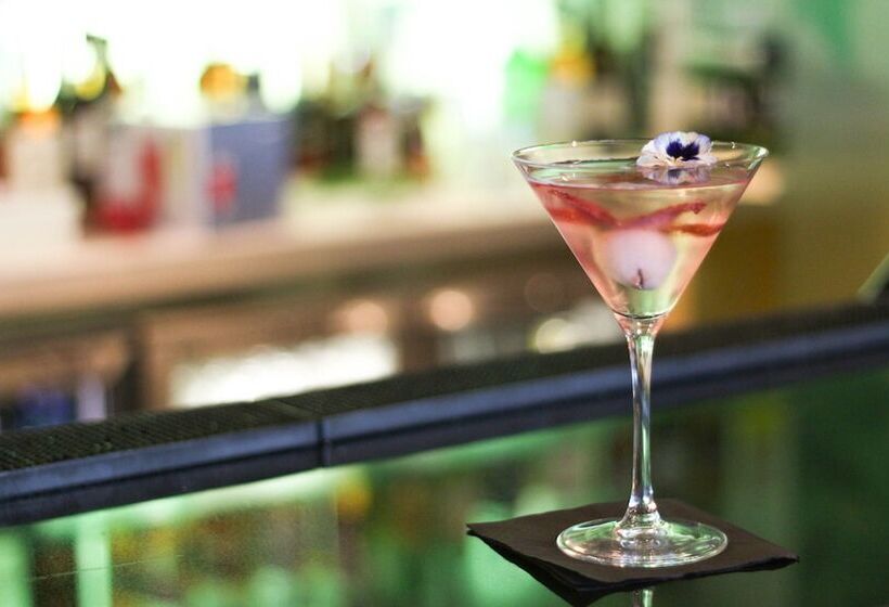 호텔 Crowne Plaza London   Kingston By Ihg