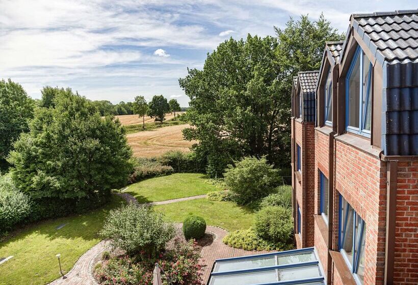 Отель Dänischer Hof Altenholz By Tulip Inn