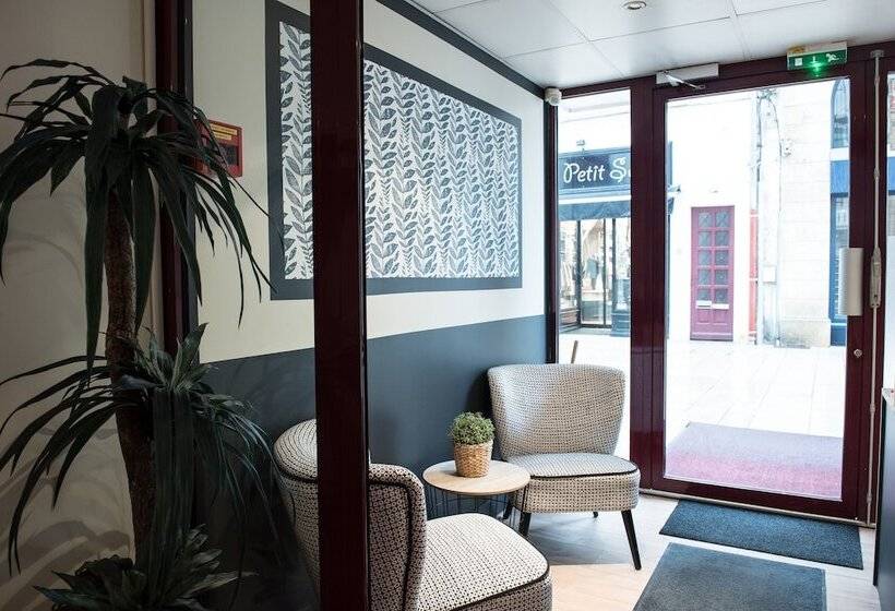 فندق De Jouvence