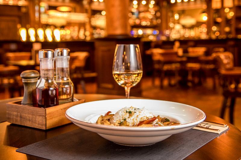 בית מלון כפרי Diplomat