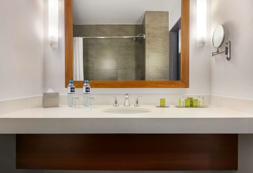 בית מלון כפרי The Legend Paracas Resort, A Destination By Hyatt