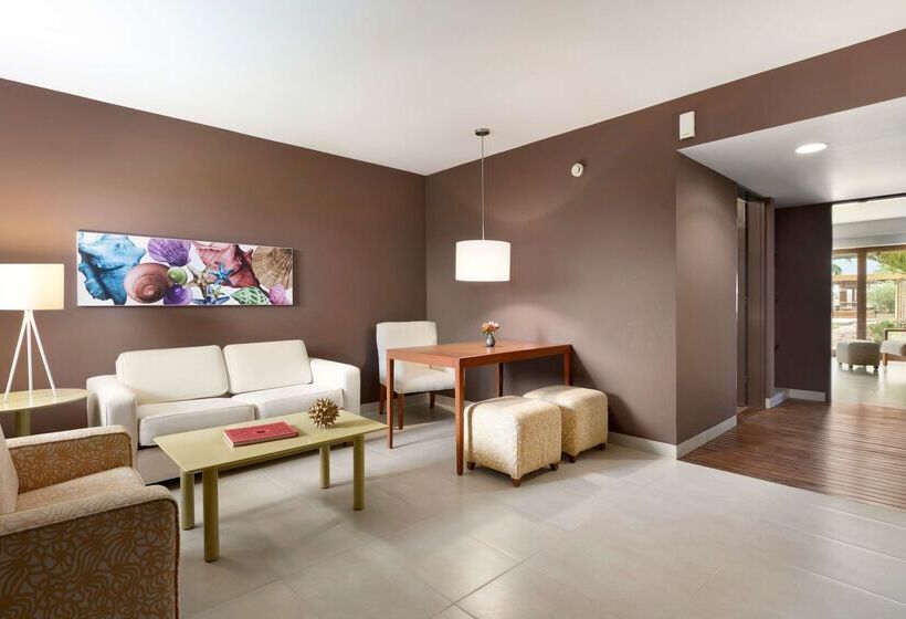 בית מלון כפרי The Legend Paracas Resort, A Destination By Hyatt