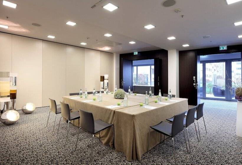 هتل Eurostars Grand Central