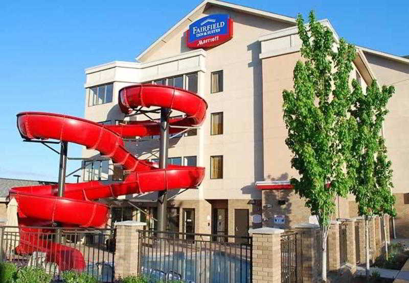酒店 Fairfield Inn & Suites By Marriott Kelowna