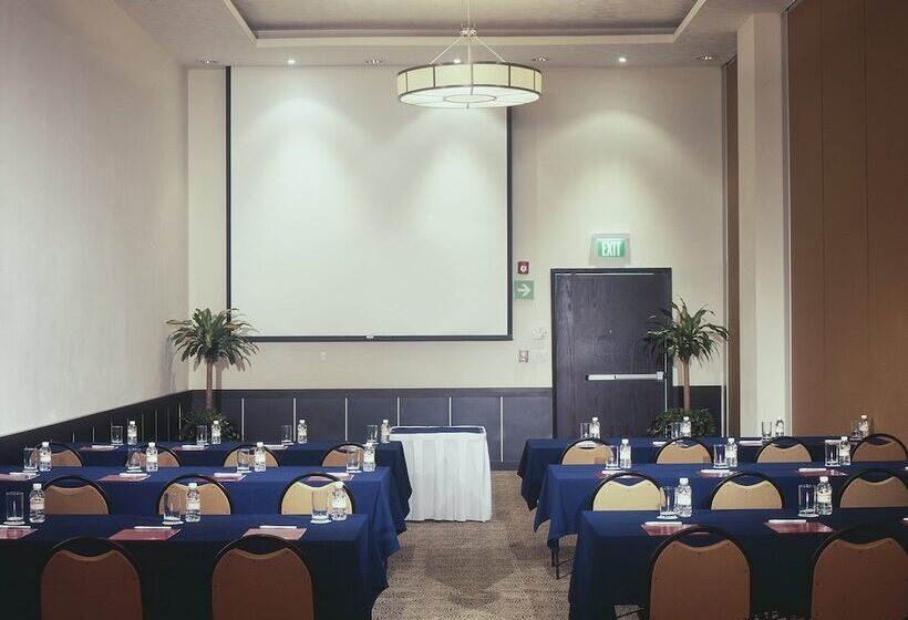 בית מלון כפרי Fiesta Inn Express Ciudad Obregón