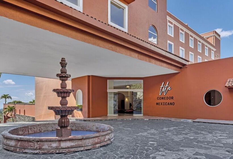 酒店 Fiesta Inn Cuernavaca