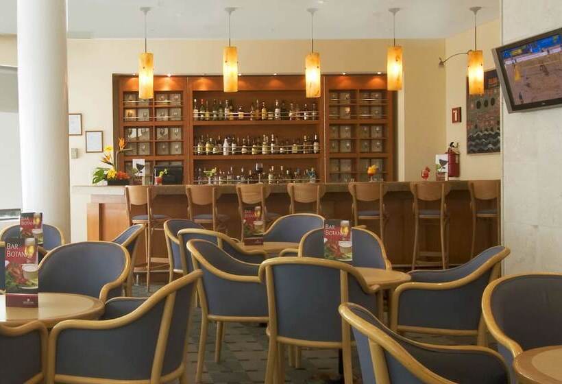 בית מלון כפרי Fiesta Inn Mexicali