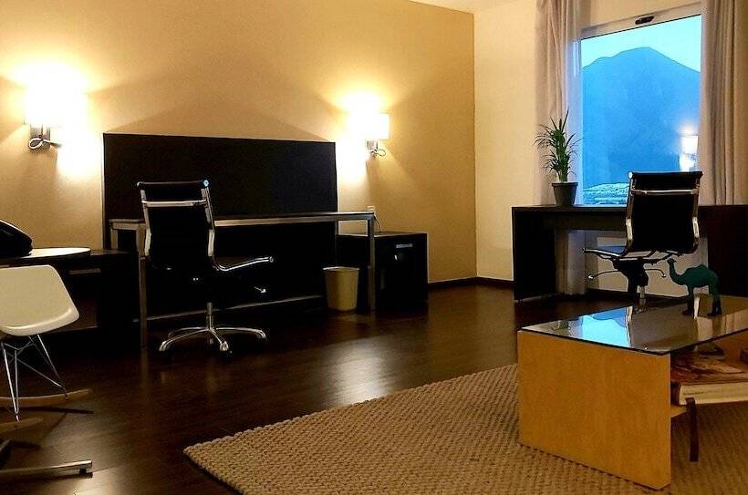 בית מלון כפרי Fiesta Inn Mexicali