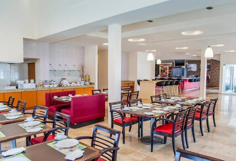 酒店 Fiesta Inn Monterrey Fundidora