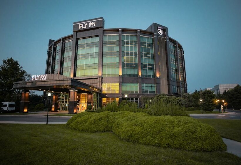 هتل Fly Inn Baku