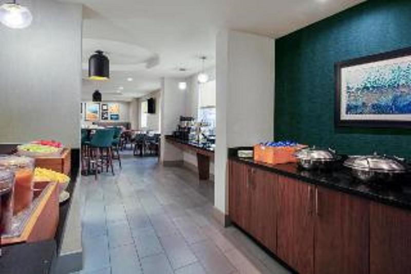 هتل Four Points By Sheraton Fort Lauderdale Airport  Dania Beach