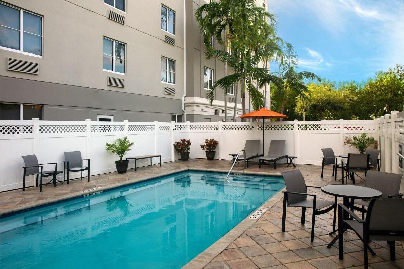 هتل Four Points By Sheraton Fort Lauderdale Airport  Dania Beach