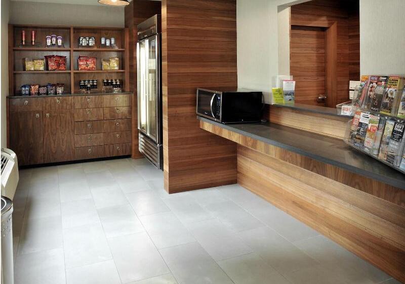 هتل Four Points By Sheraton Fort Lauderdale Airport  Dania Beach
