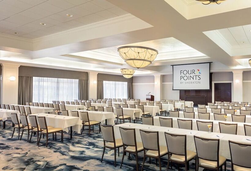 هتل Four Points By Sheraton Norwood Conference Center