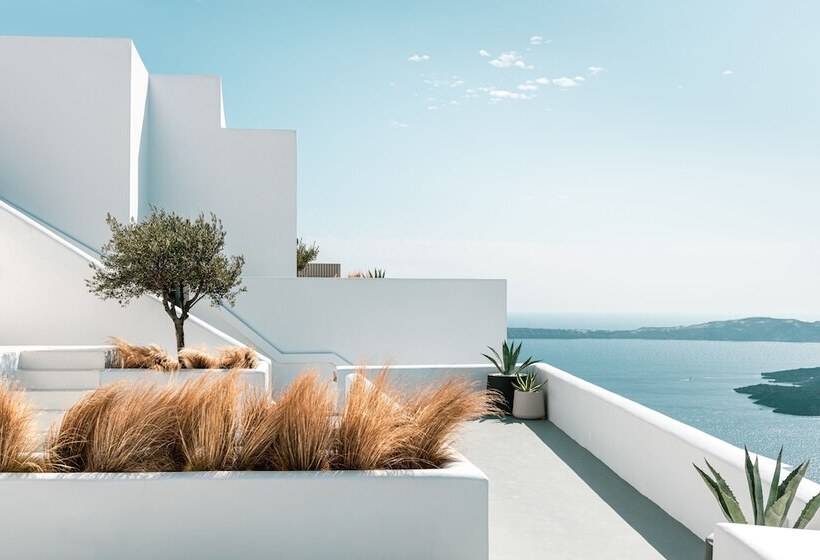 Grace Hotel, Auberge Resorts Collection