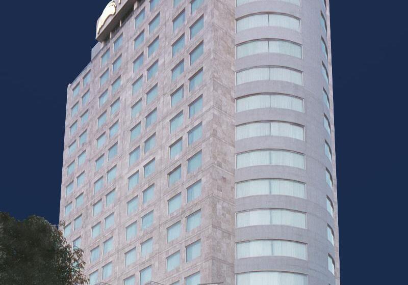 בית מלון כפרי Grand Fiesta Americana Guadalajara Country Club