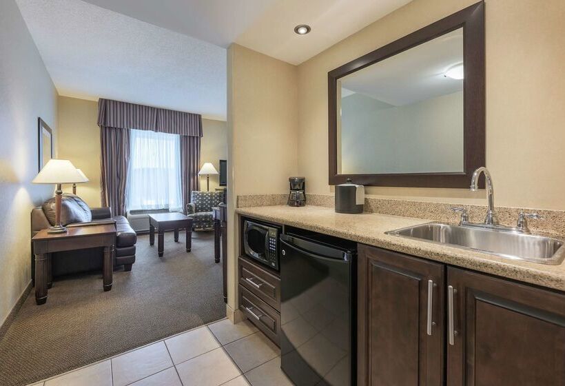 فندق Hampton Inn & Suites By Hilton Moncton