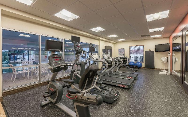 فندق Hampton Inn & Suites By Hilton Moncton