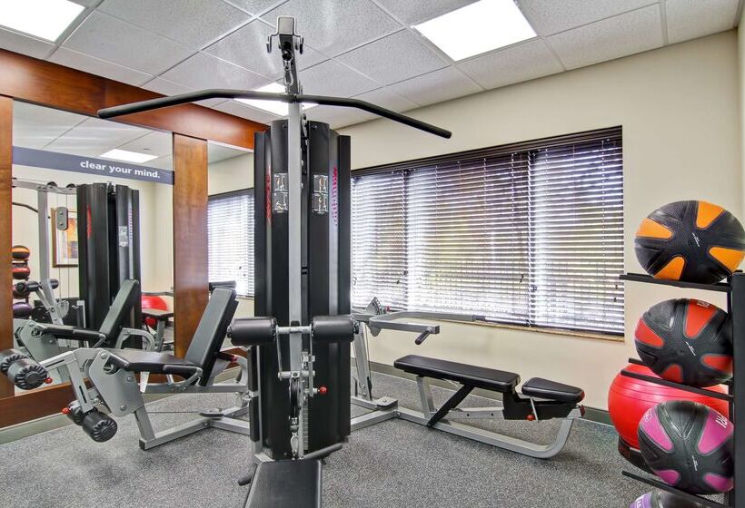 فندق Hampton Inn By Hilton Sudbury