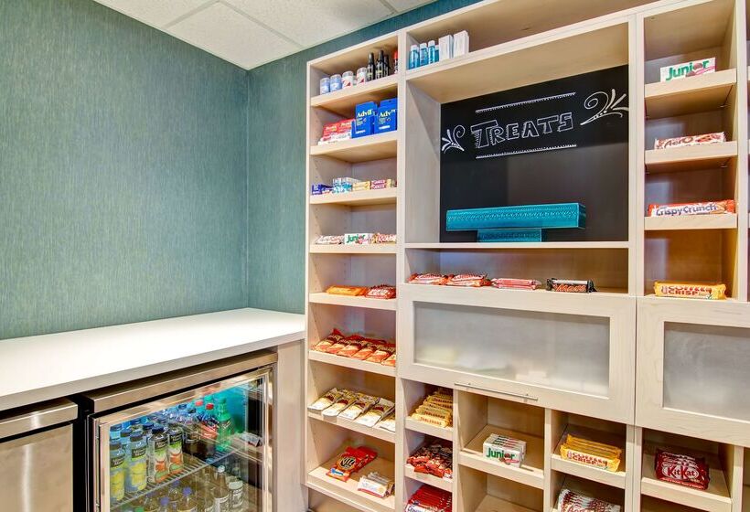 فندق Hampton Inn By Hilton Sudbury