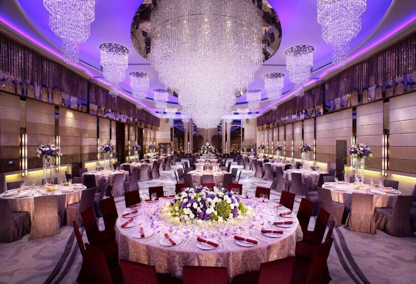 هتل Harbour Grand Hong Kong