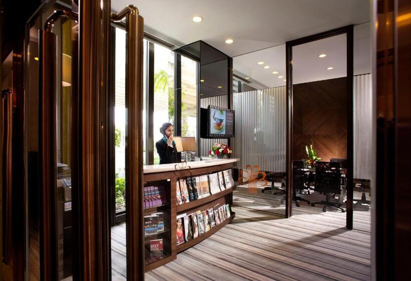 هتل Harbour Grand Hong Kong