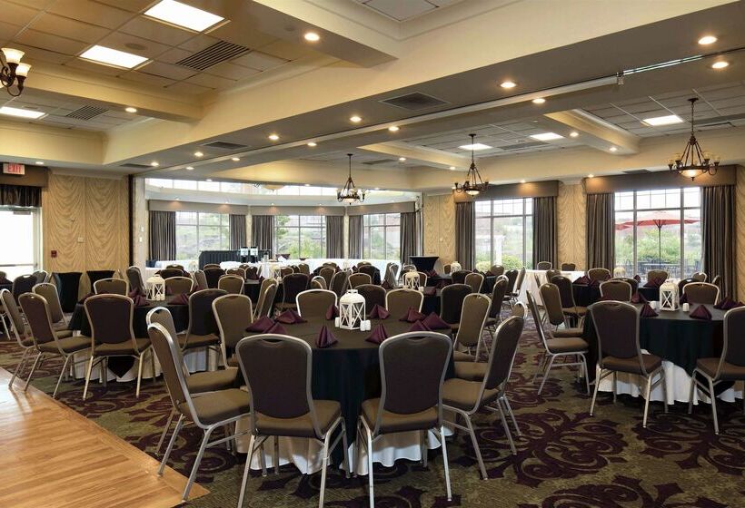 فندق Hilton Garden Inn Auburn Riverwatch