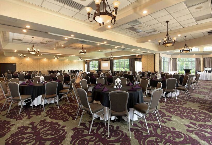 فندق Hilton Garden Inn Auburn Riverwatch