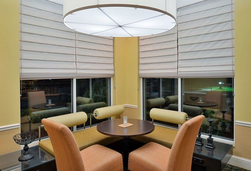 فندق Hilton Garden Inn Columbia