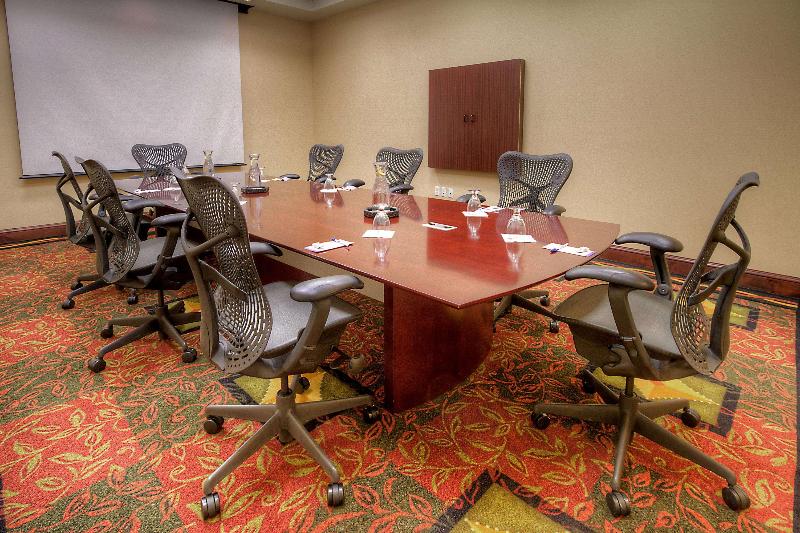 בית מלון כפרי Hilton Garden Inn Great Falls