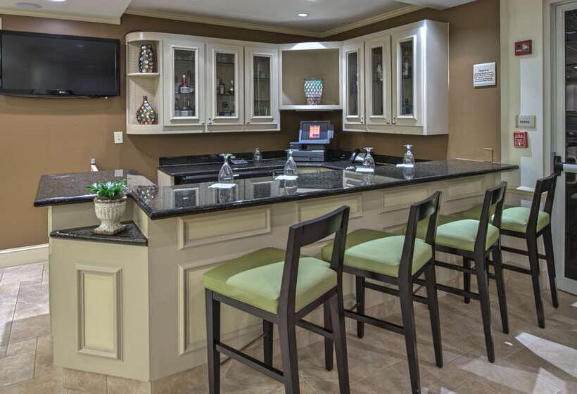 Отель Hilton Garden Inn Huntsville/space Center