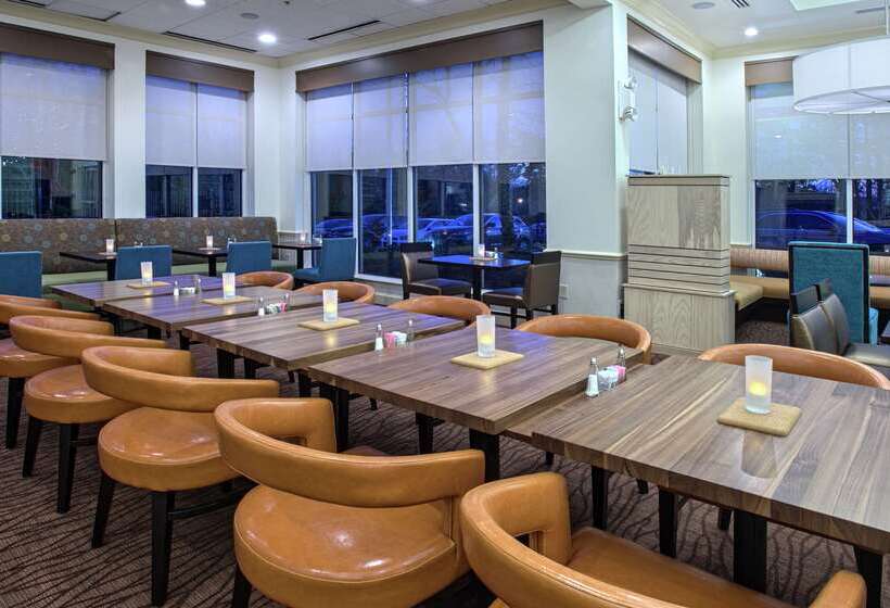 هتل Hilton Garden Inn Huntsville/space Center