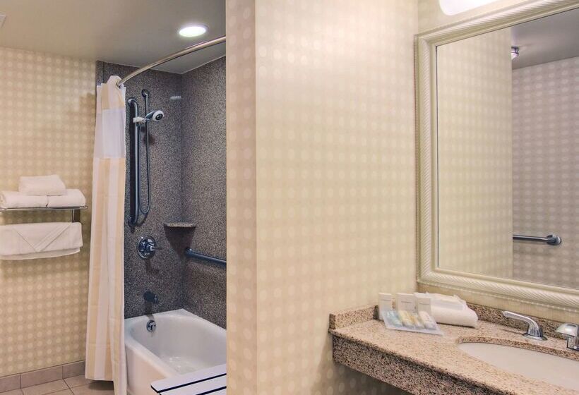 Отель Hilton Garden Inn Laramie