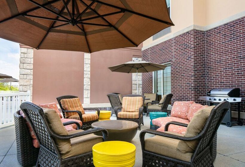 هتل Hilton Garden Inn Omaha West