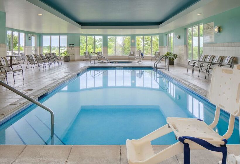 هتل Hilton Garden Inn Omaha West
