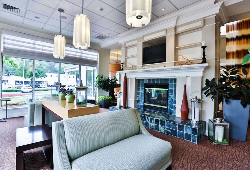 בית מלון כפרי Hilton Garden Inn State College