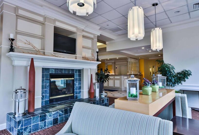 Отель Hilton Garden Inn State College