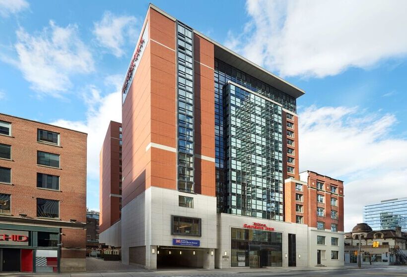 ホテル Revery Toronto Downtown, Curio Collection By Hilton