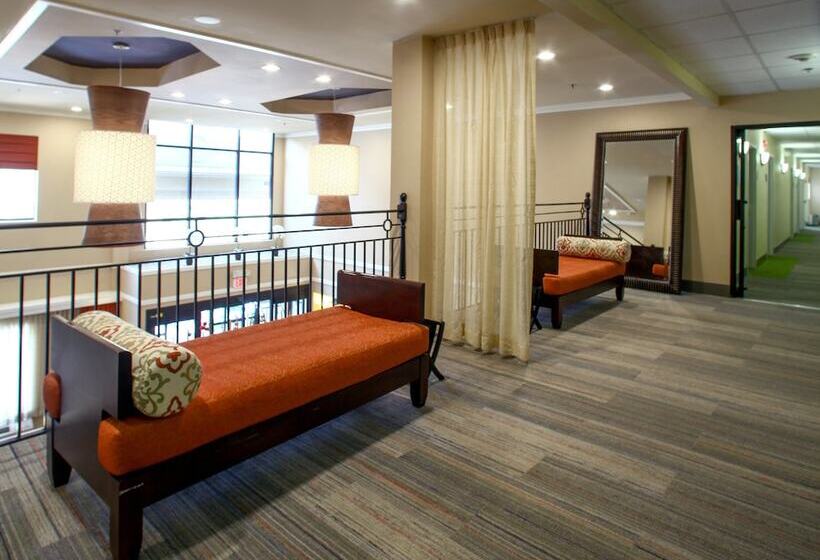 Holiday Inn Express Hotel & Suites   Atlanta/emory University Area, An Ihg